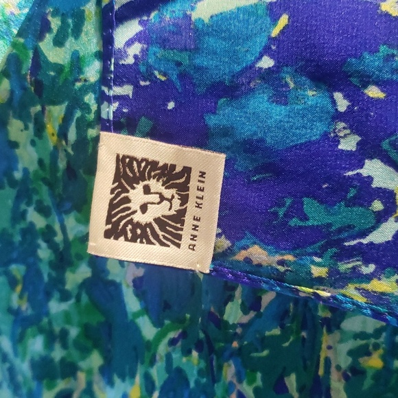 CT1589 Anne Klein 100% Silk Blue & Green Scarf - Picture 5 of 6